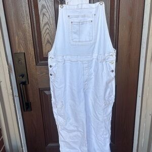 American Eagle Women’s XL 90’s Boyfriend Overall White Grunge Artsy